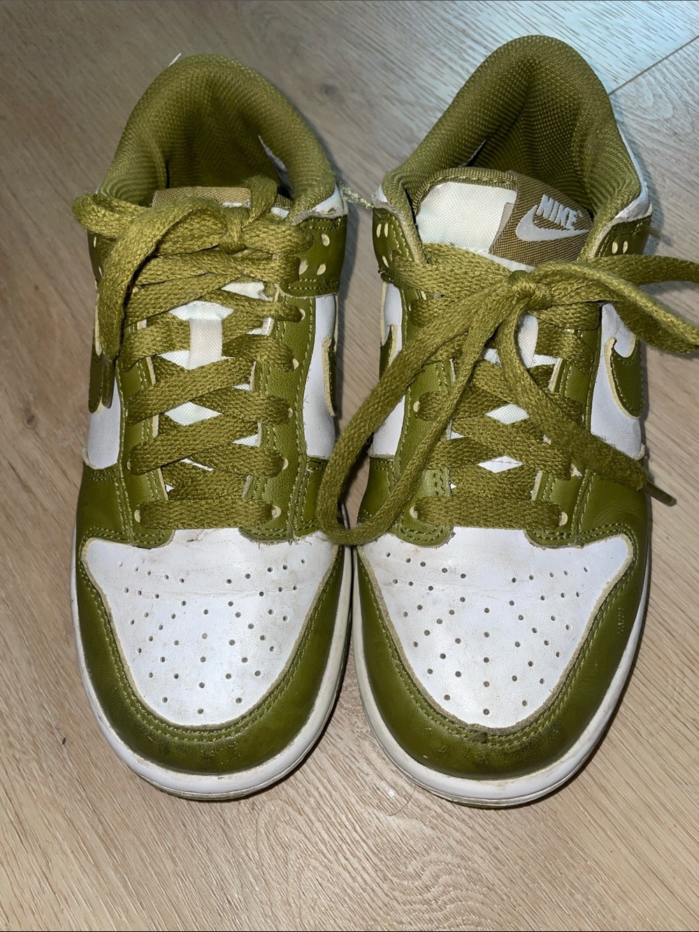 Nike Kids Olive and White Low-Top Sneakers